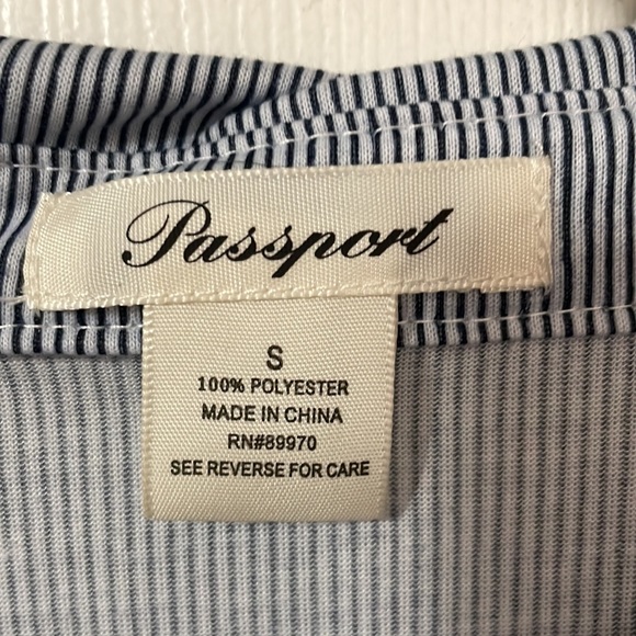 Passport button up blouse from The Buckle - Picture 4 of 4